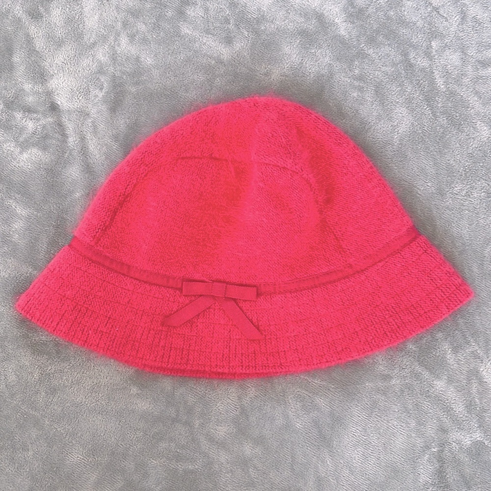 Red Cloche Hat by Gap Soft Fuzzy Rabbit Hair Bell Bucket Hat Tiny Bow Size S/M - Picture 2 of 5